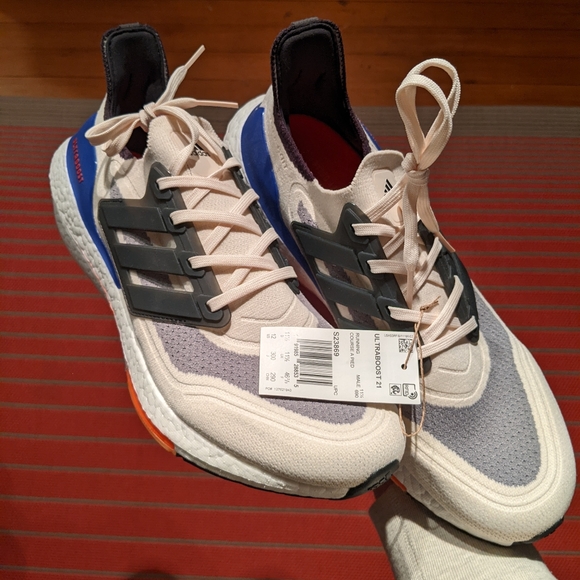 adidas gazelle silver green womens adidas Men's Ultraboost 21 Running Shoes, Size 8, Black/Grey main image 0